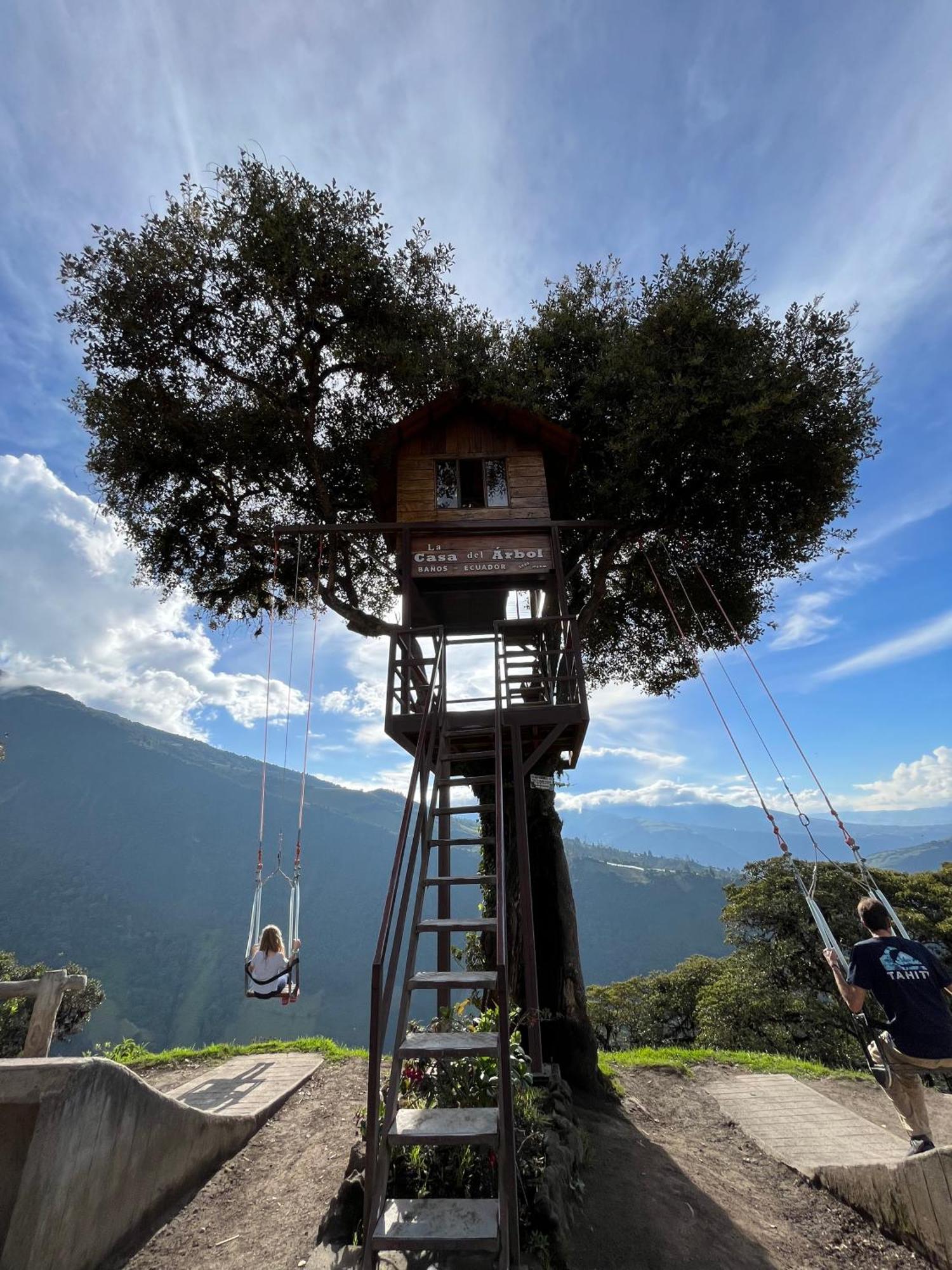 Premium Holiday Cabin - Spectacular Tungurahua Volcano View Banos  Exterior photo